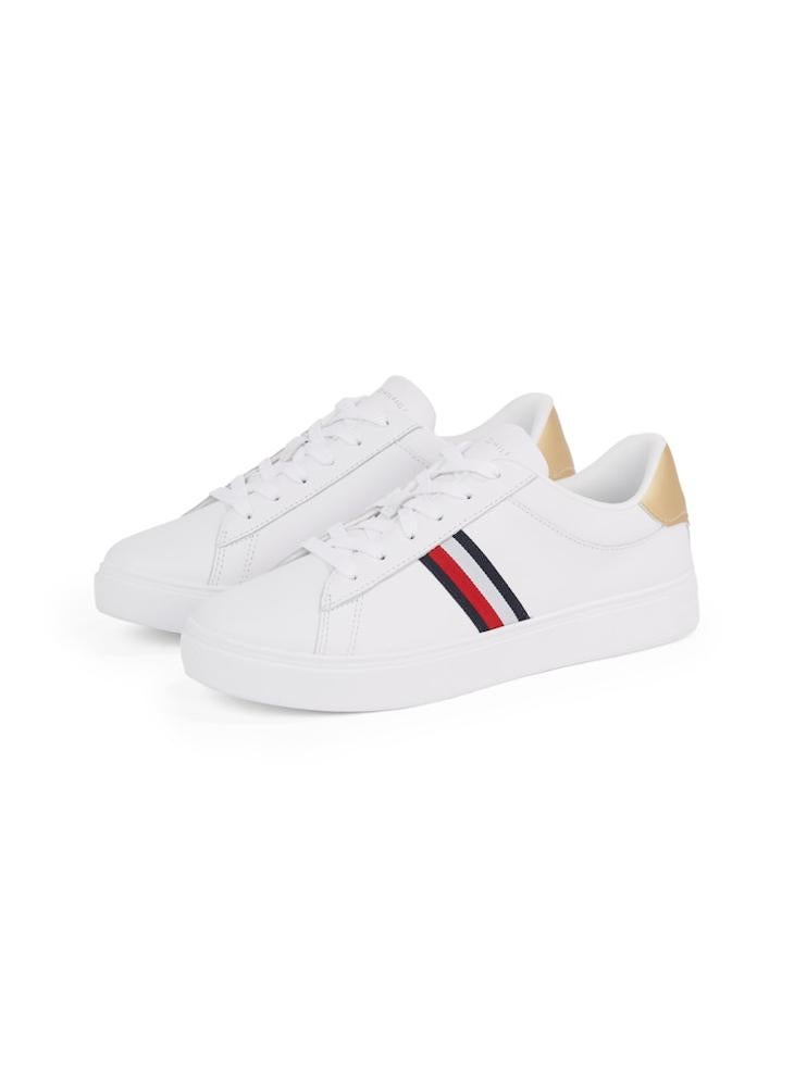 Logo Detail Lace Up Low Top Sneakers