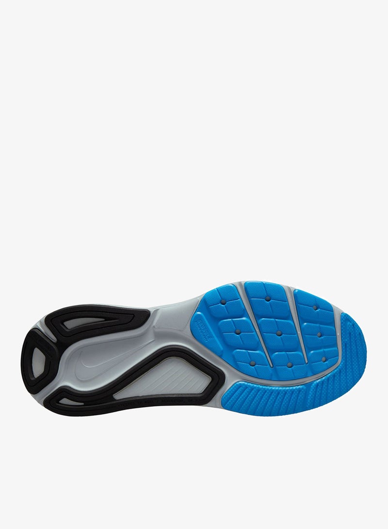 Nike Structure 26