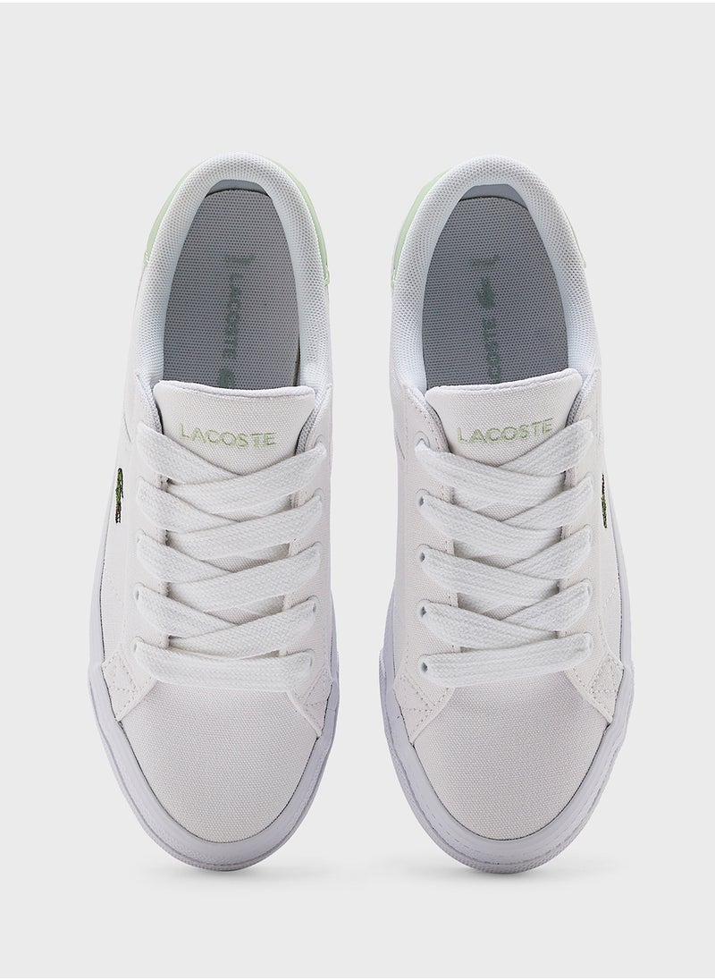 Vulcanized Ziane Platform Low Top Sneakers