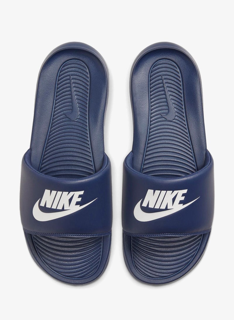 NIKE VICTORI ONE SLIDE