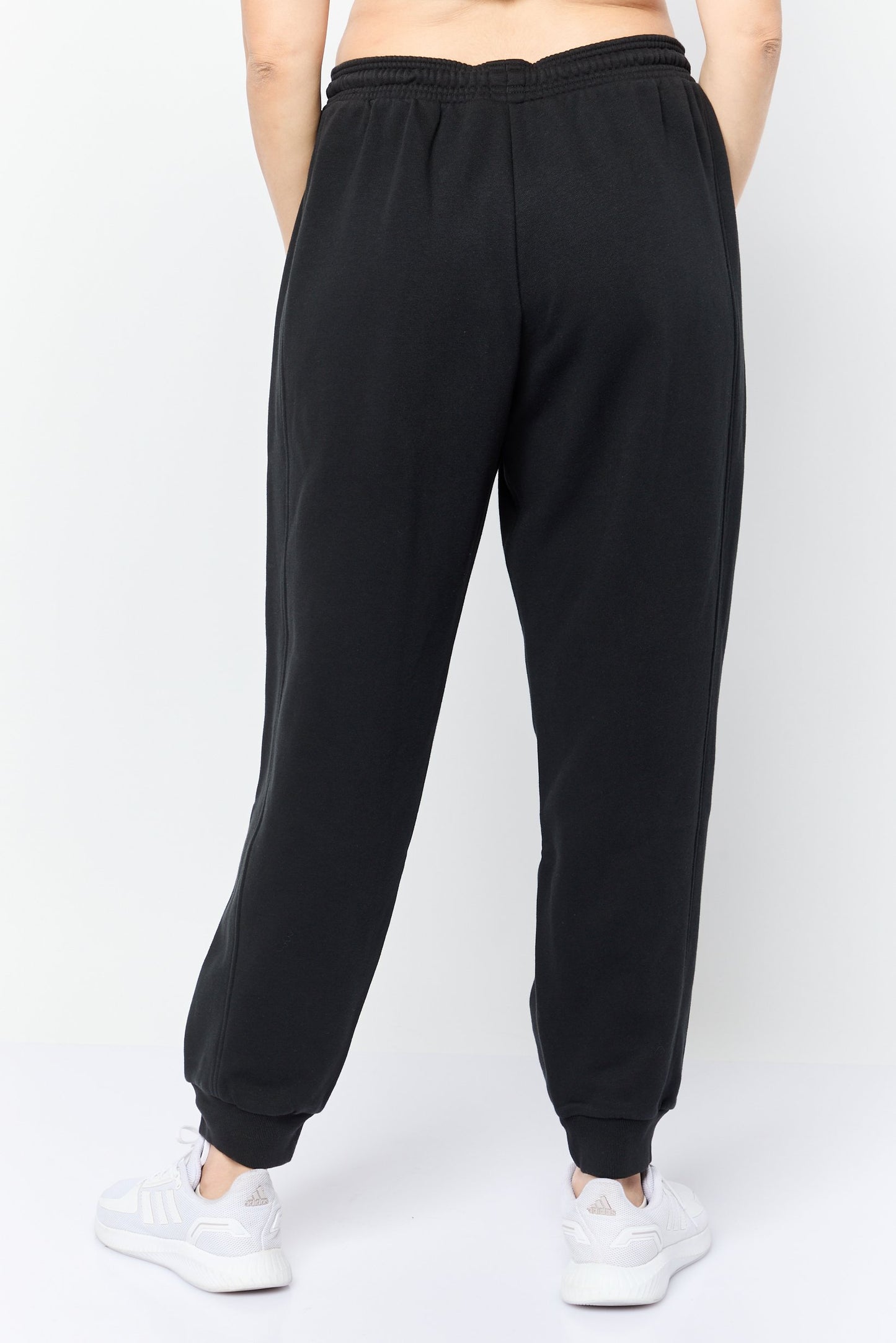 Women Sportswear Fit Outdoor Sweatpants, Black