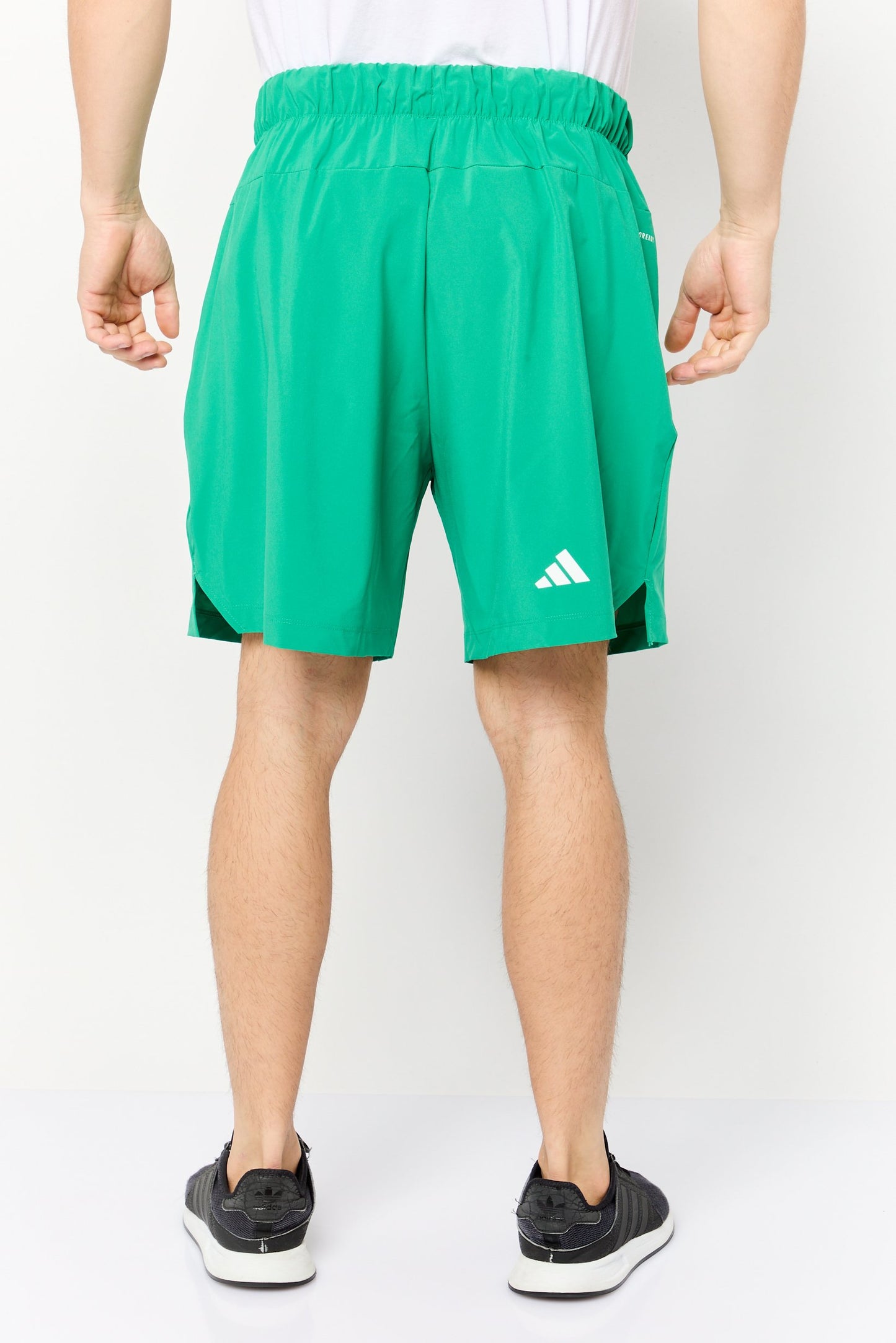 Men Sportswear Fit 7 Inseam Training Short, Green
