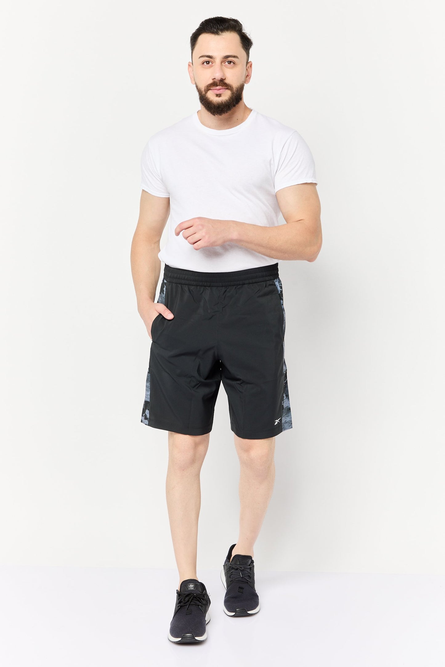 Men Sportswear Fit Training Shorts, Black