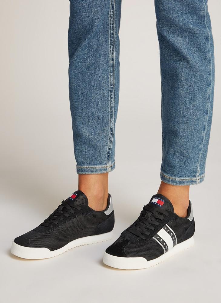 Logo Detail Lace Up Low Top Sneakers