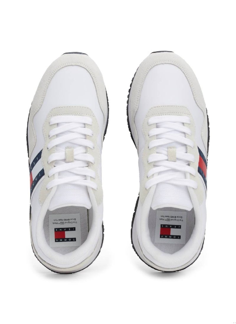 Women's Essential Suede Cleat Trainers - Suede upper, White