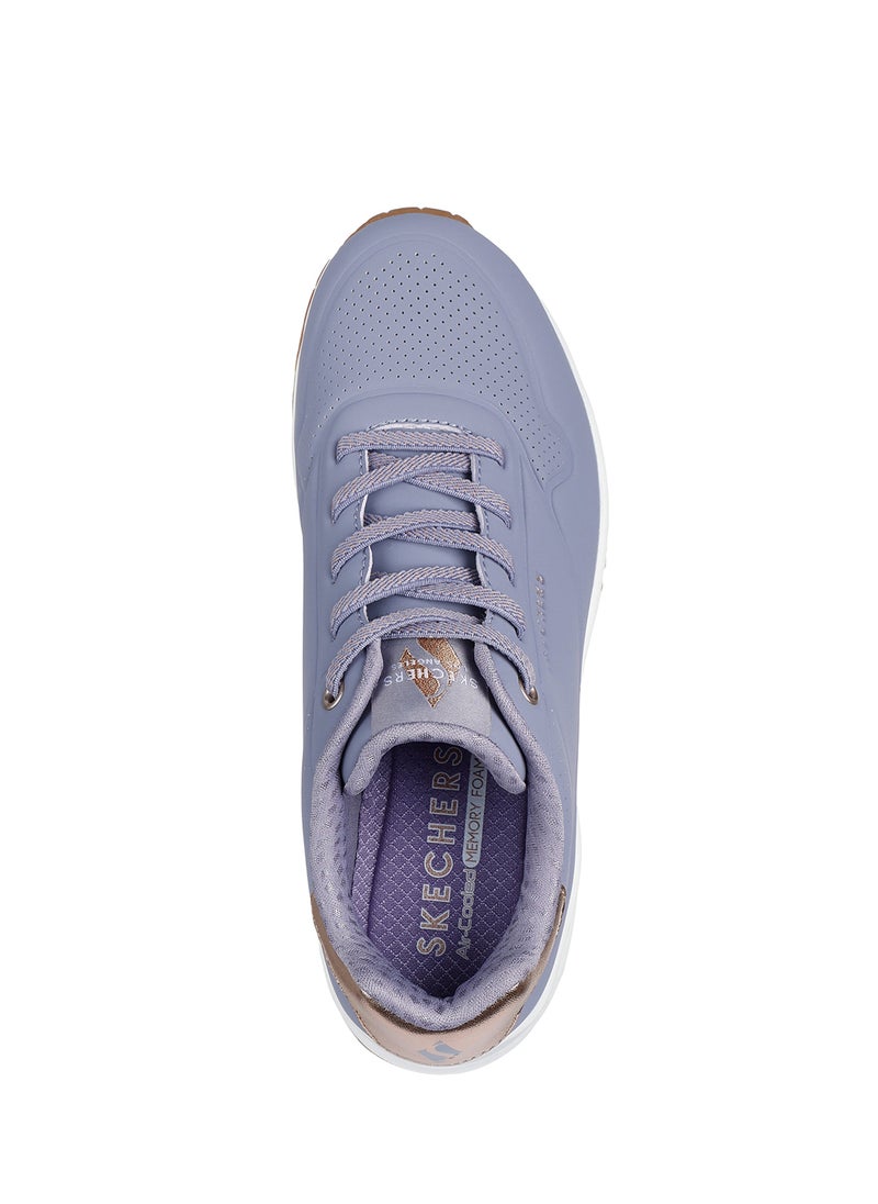 Uno Sneakers