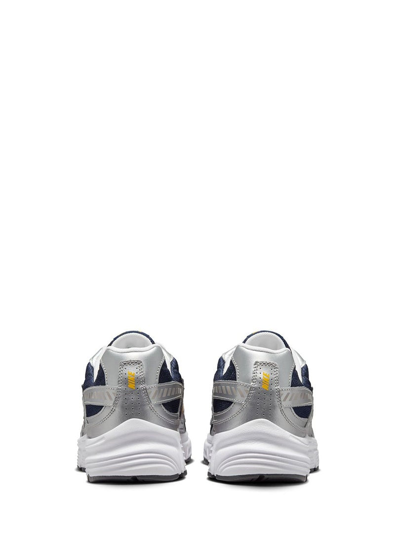 Nike Initiator