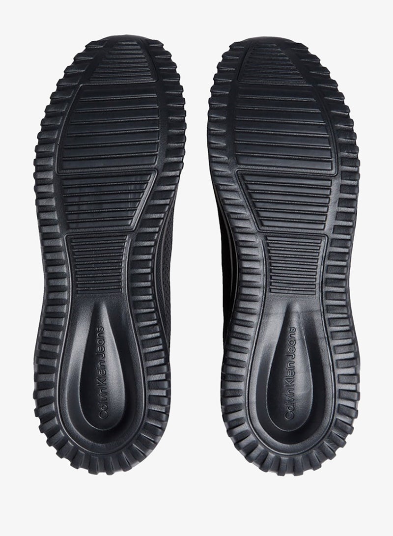 Lausanne Low Top Sneakers
