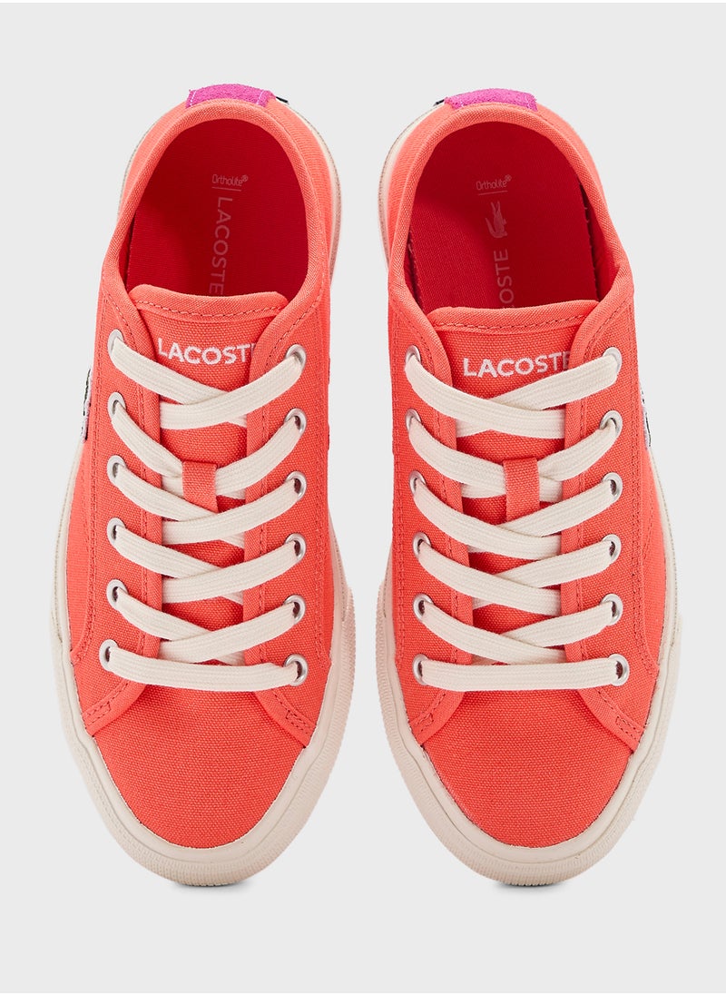 Vulcanized Backcourt Low Top Sneakers