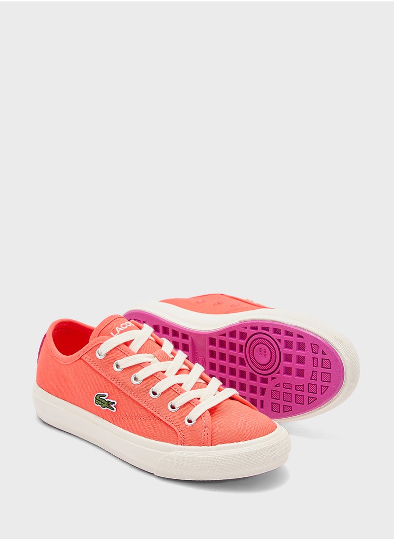 Vulcanized Backcourt Low Top Sneakers