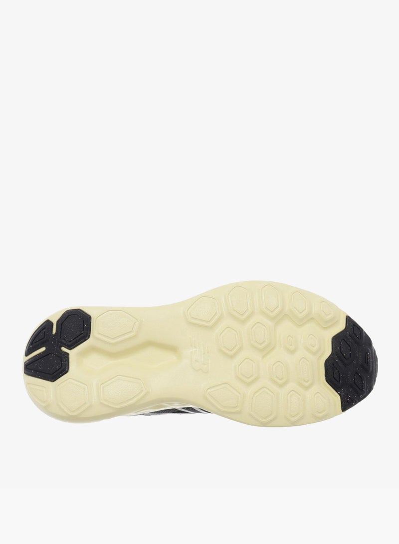 411 v3 Shoes