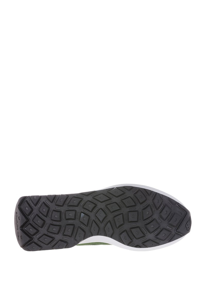 370 Sneakers