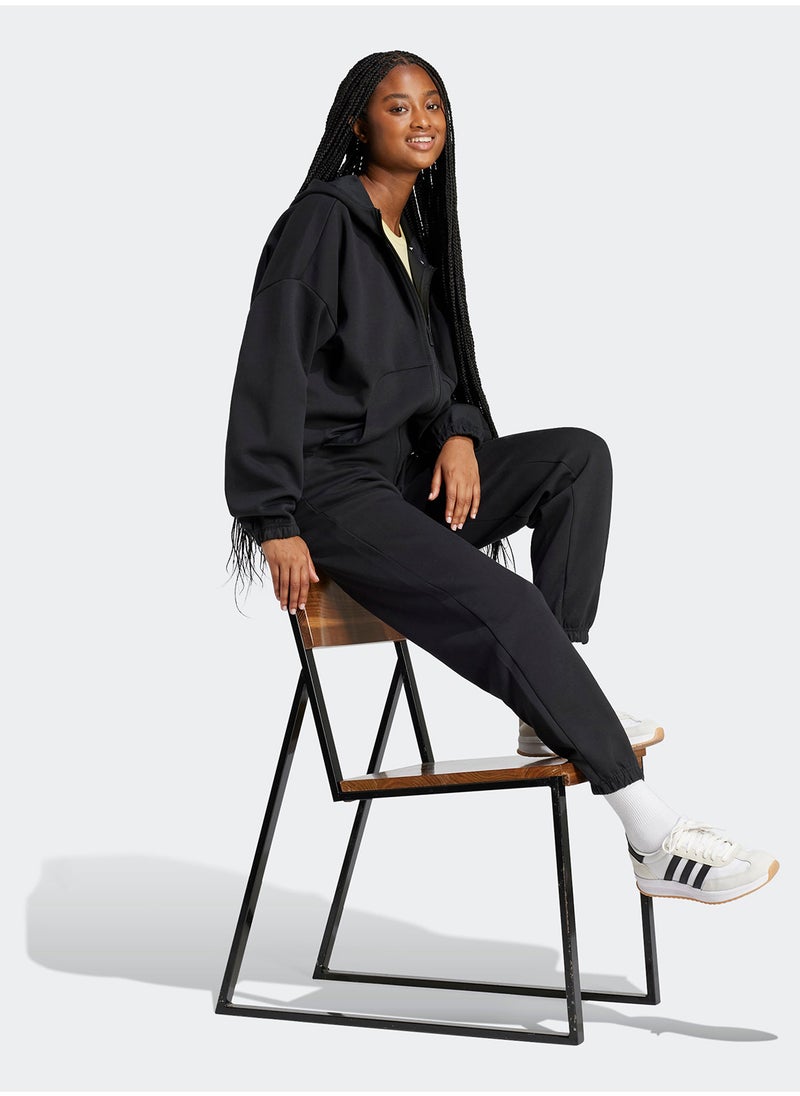 Future Icons Small Logo Pants