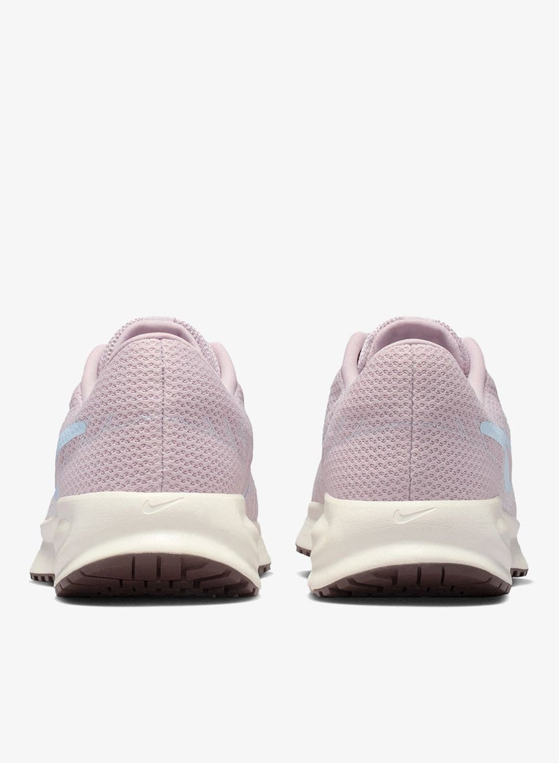 W NIKE RUN DEFY