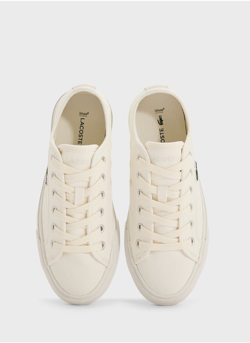 Vulcanized Backcourt Low Top Sneakers