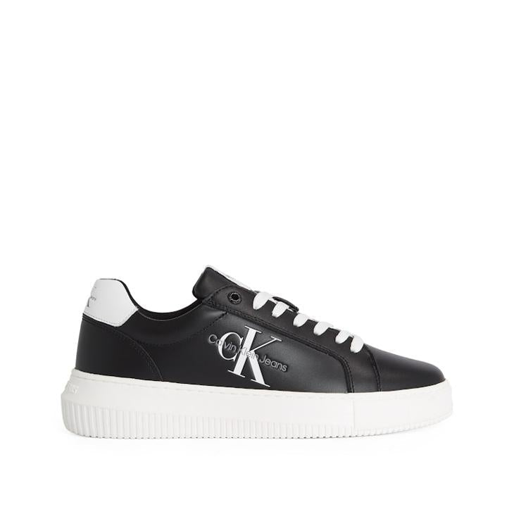 Chunky Lace Ups Sneaker
