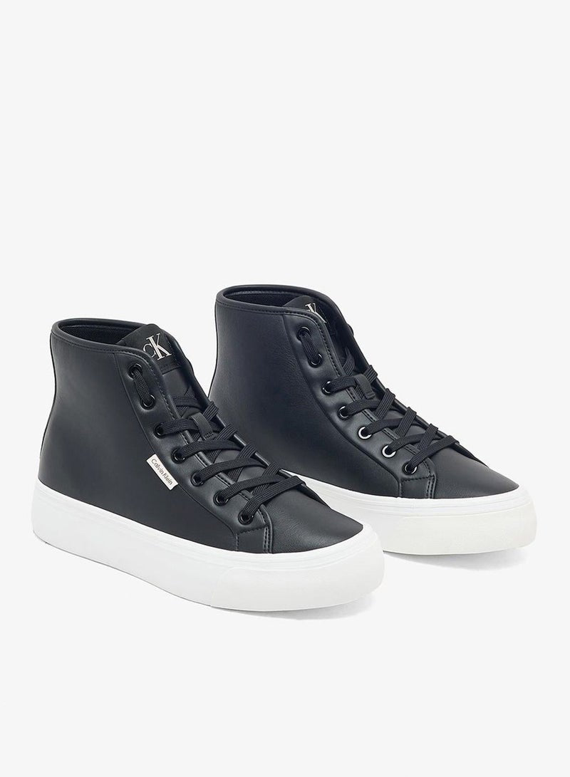 Casual Low Top Sneakers