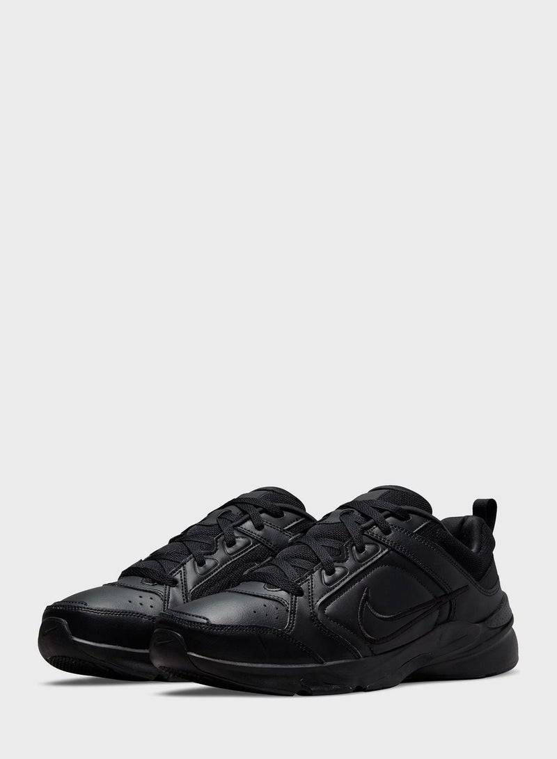 Nike Defyallday Trainers for Men - Black