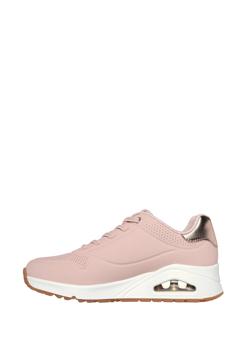 Uno Sneakers