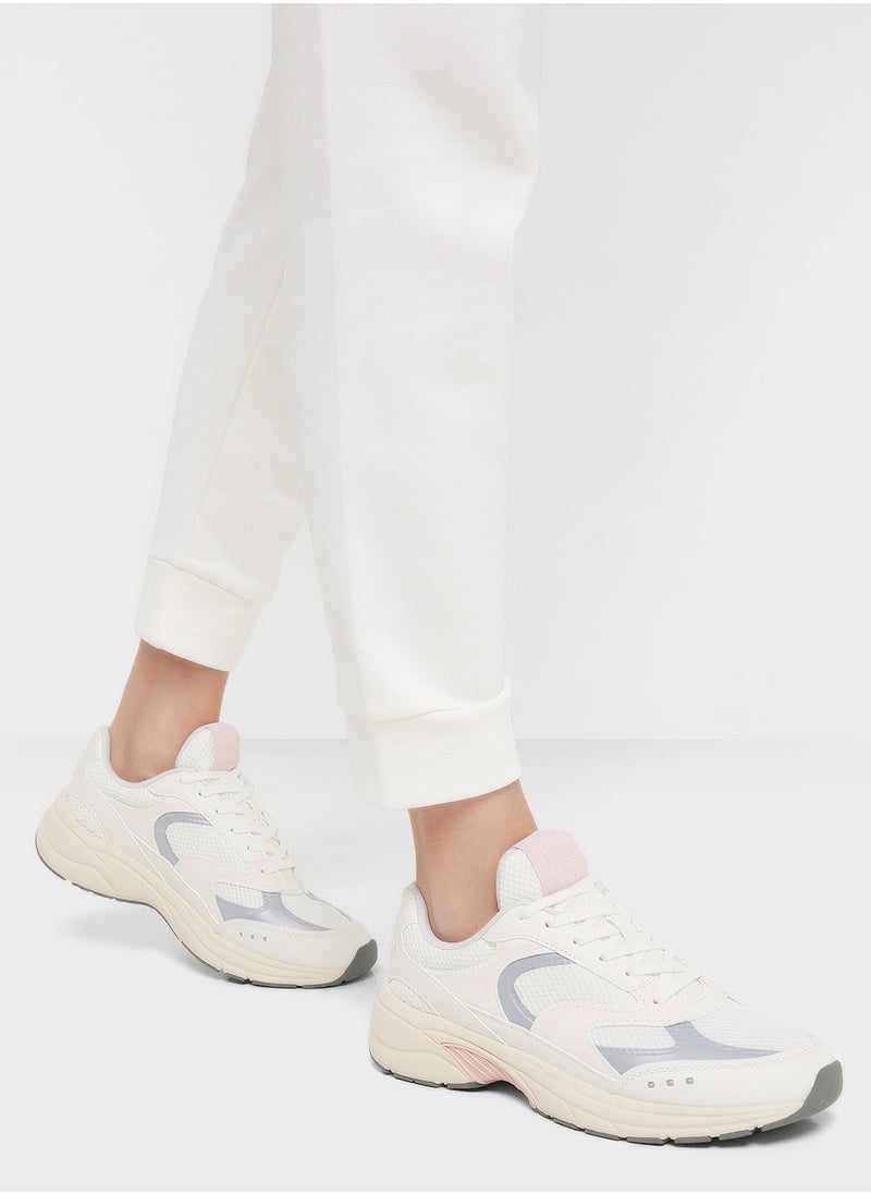 ARCHIVE'25 TRAINERS