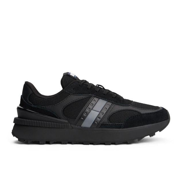 Technical Essential Runner Trainers