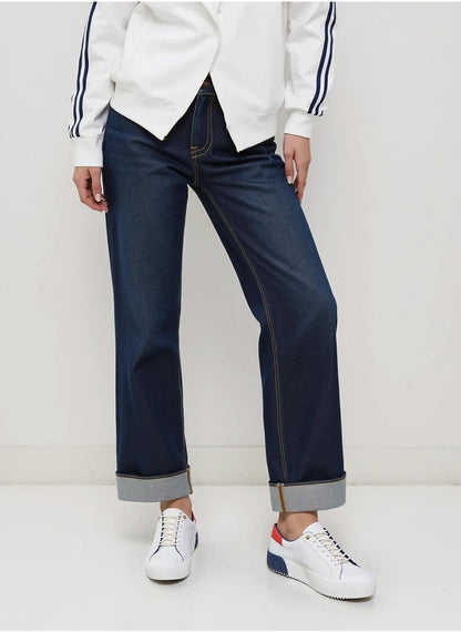 Women's White Low-Top Sneakers - Lightweight Sporty Design, Comfortable for Casual Wear