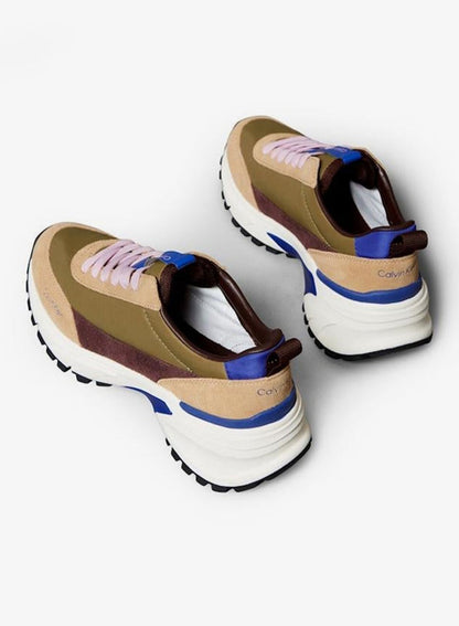 Casual Low Top Sneakers