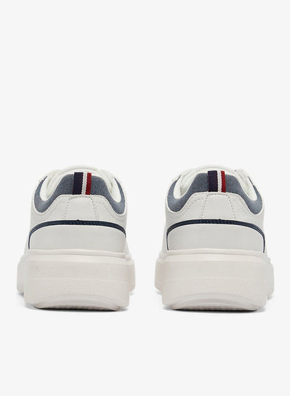 Men's White Low-Top Sneakers - Lightweight Shoes Lace-Up Design