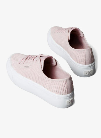 Casual Low Top Sneakers