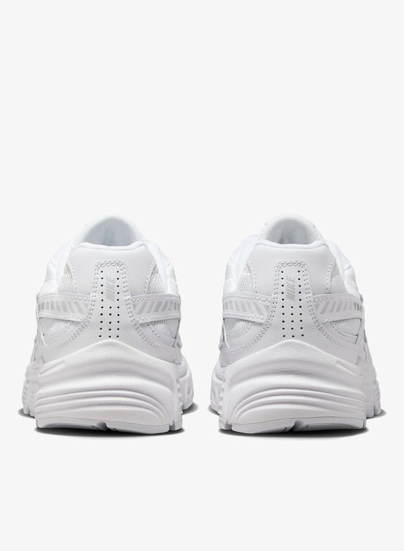 WMNS NIKE INITIATOR
