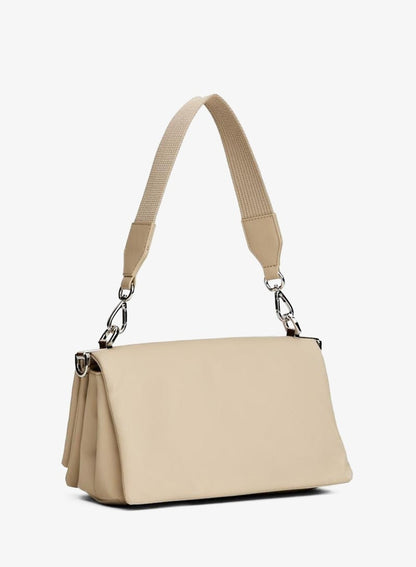 Her Medium Shoulder Bag