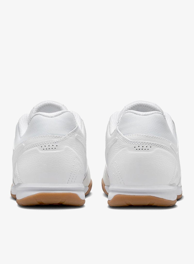 Nike Gato