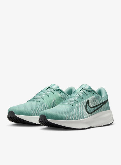 Nike Run Defy