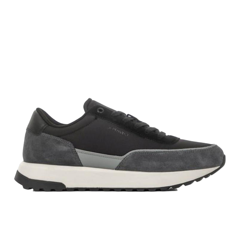Casual Low Top Retro Sneakers