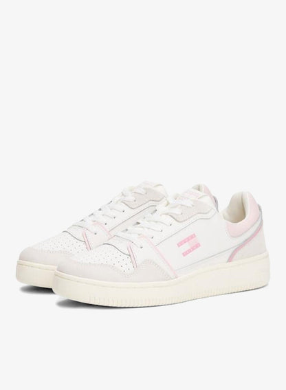 Retro Basket Low Top Sneakers