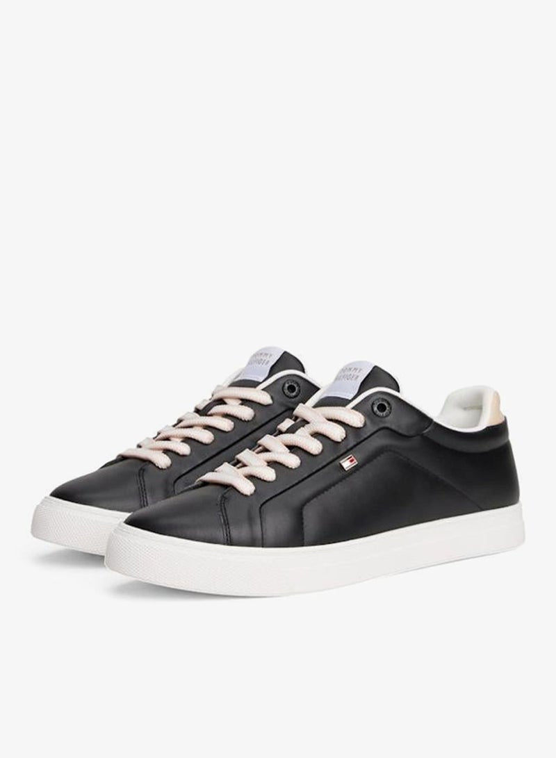 Icon Court Sneaker
