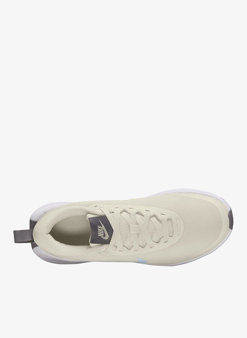 W NIKE PROMINA