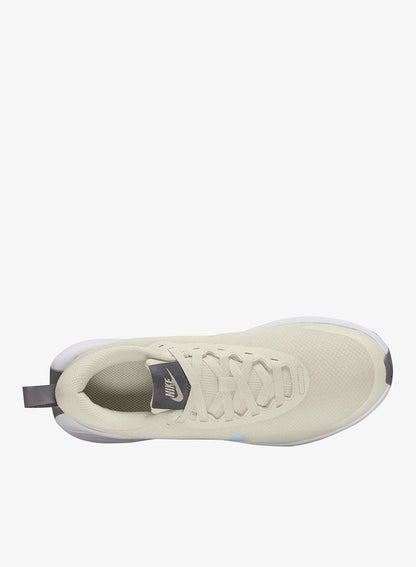 W NIKE PROMINA