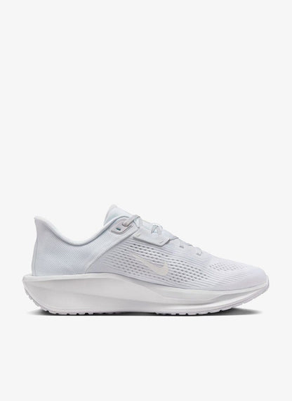 Nike QUEST 6 Sneakers for Men - White / Platinum