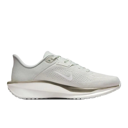 NIKE QUEST 6