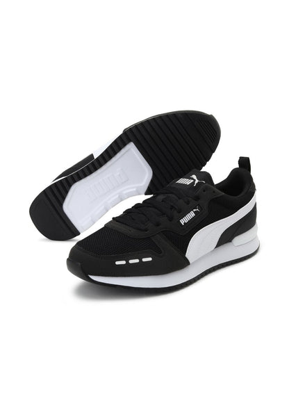 R78 Runner Mens Black Trainers