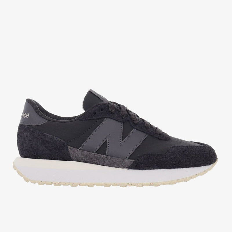 237 Sneakers