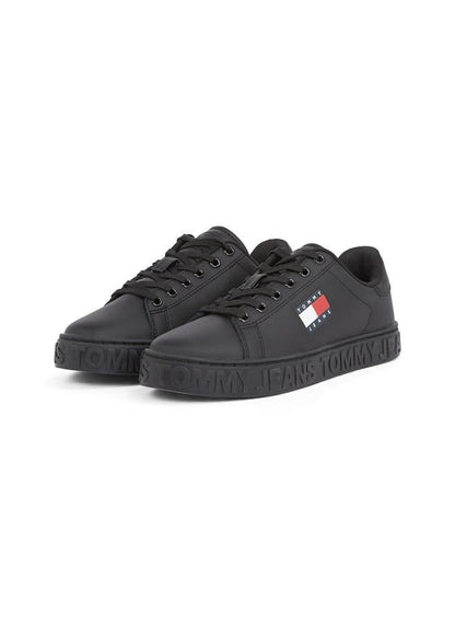 Logo Detail Lace Up Low Top Sneakers