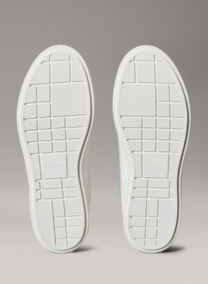 Casual Low Top Sneakers