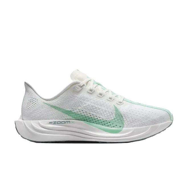 Nike Pegasus Plus