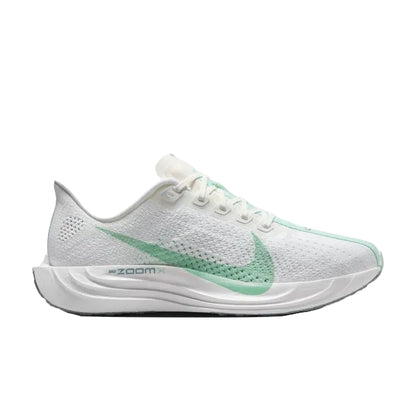 Nike Pegasus Plus