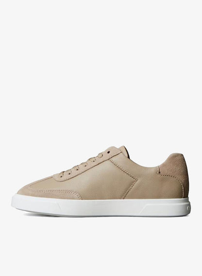 Casual Low Top Sneakers