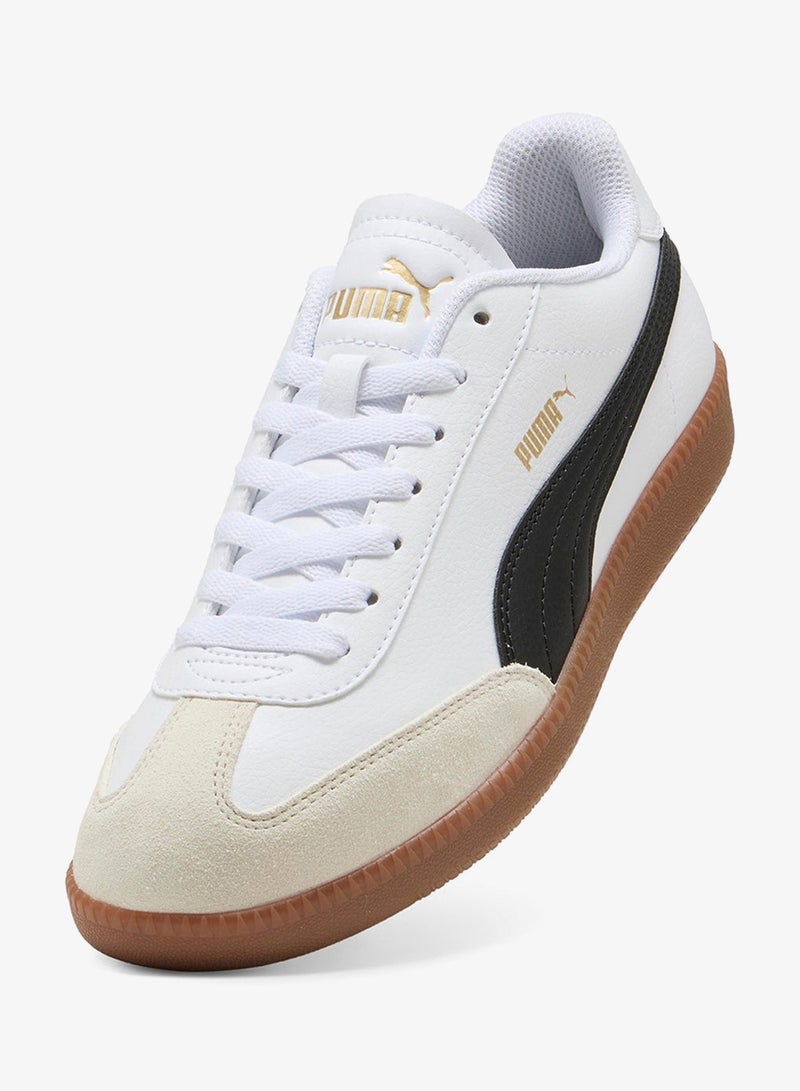 9-T Sneakers