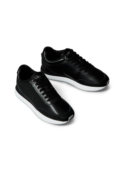 Casual Low Top Sneakers