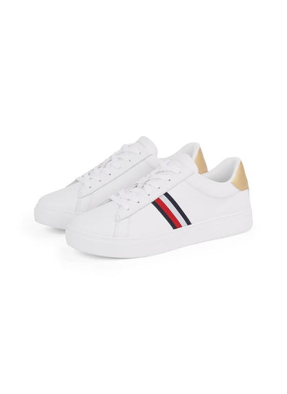 Logo Detail Lace Up Low Top Sneakers